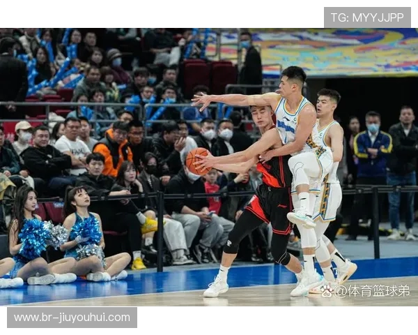 北京足球队最新战袍亮相 引领潮流与激情的完美结合 北京足球队最新战袍亮相 引领潮流与激情的完美结合