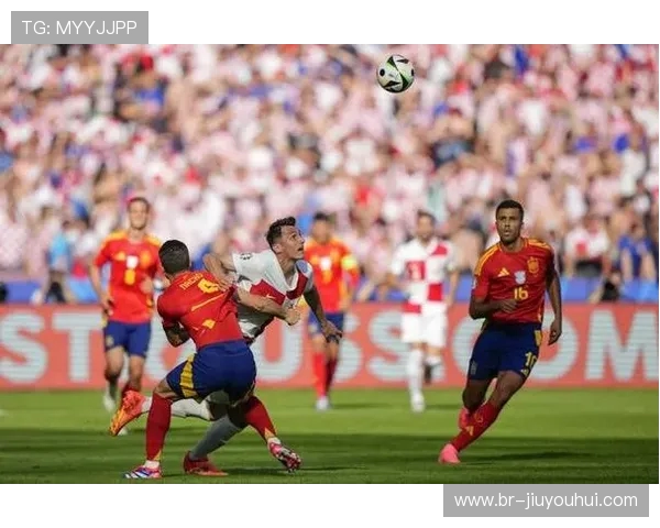 激情四溢的绿茵场上 谁将成为最后的胜利者 足球盛宴即将上演